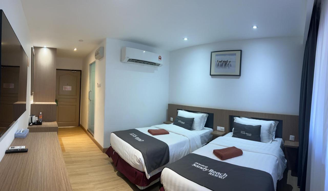 Pangkor Sandy Beach Resort Kampong Pasir Bogak Екстер'єр фото
