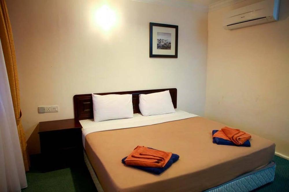 Pangkor Sandy Beach Resort Kampong Pasir Bogak Екстер'єр фото